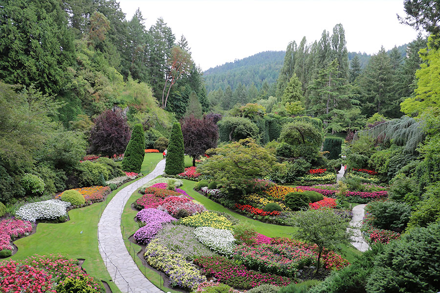 Gnc Canadian Rockies Butchart Gardens